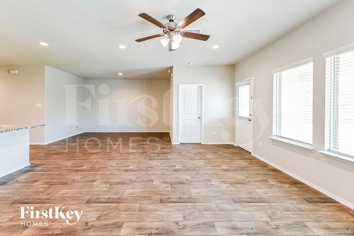 946 Autumn Flats Way - Photo 2 of 15