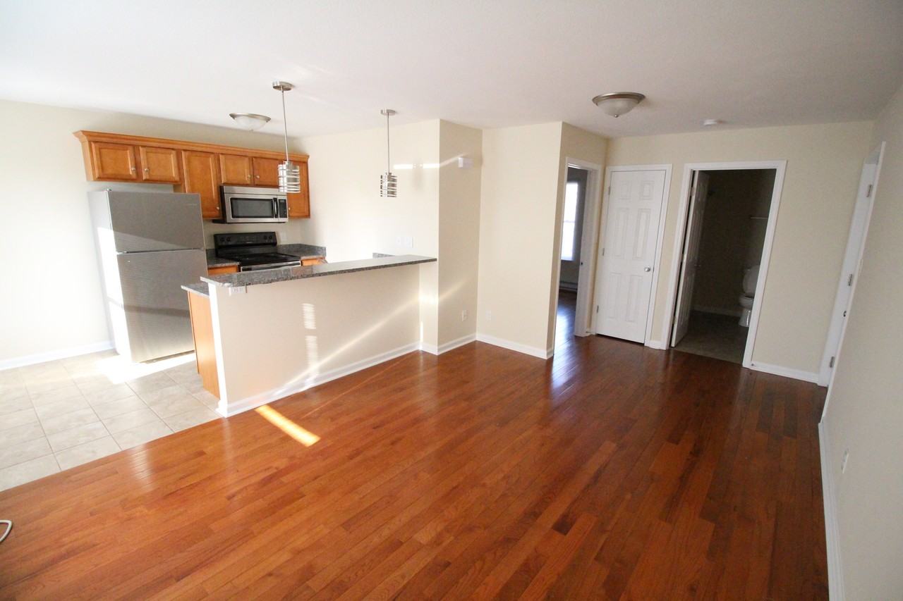 6263 W Kilgore Ave #101 - Photo 5 of 14