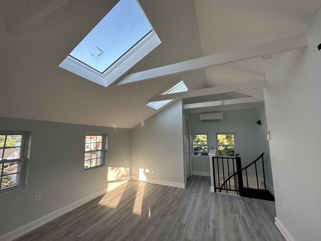 25 Wedgewood St #1 - Photo 2 of 8