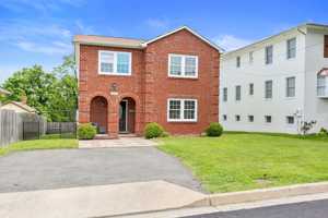 featured image of 1537 12th St S #NA