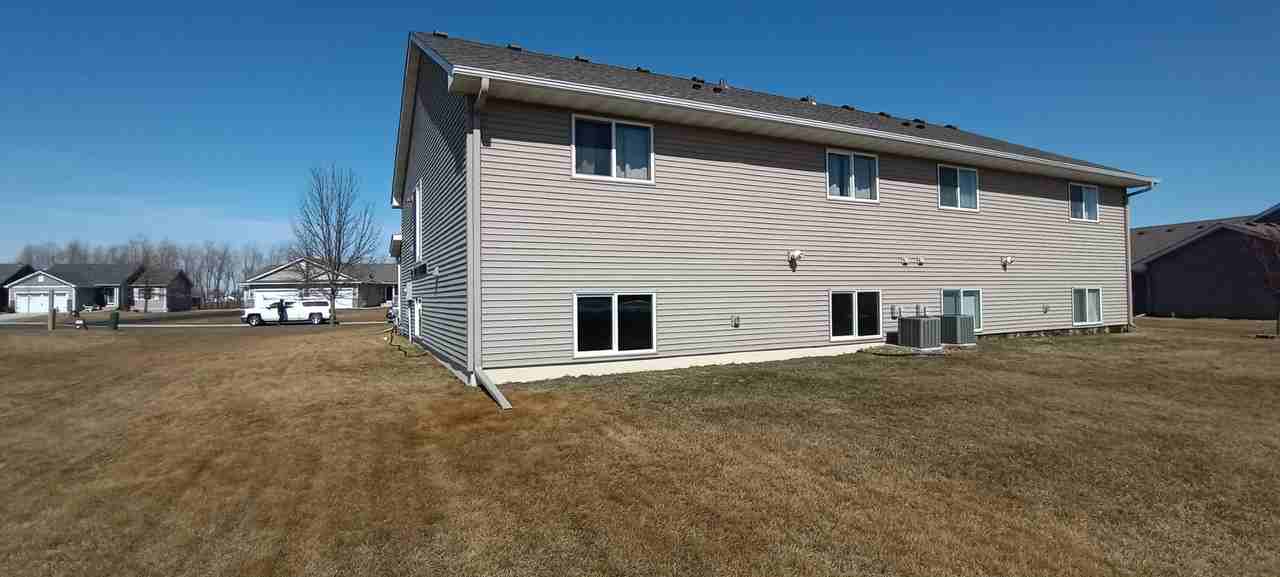 962 Breckenridge Ln #NA - Photo 3 of 21