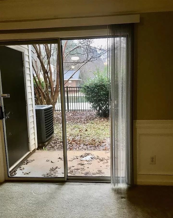 1950 Trailwood Heights Lane #101 - Photo 7 of 7