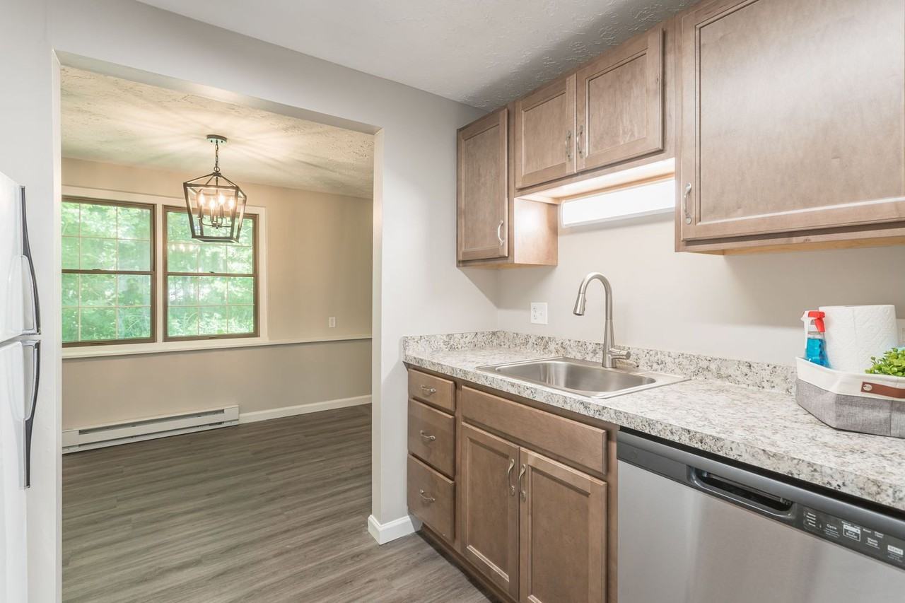 Seven Hearths Homestead Apartments - Photo 3 of 33