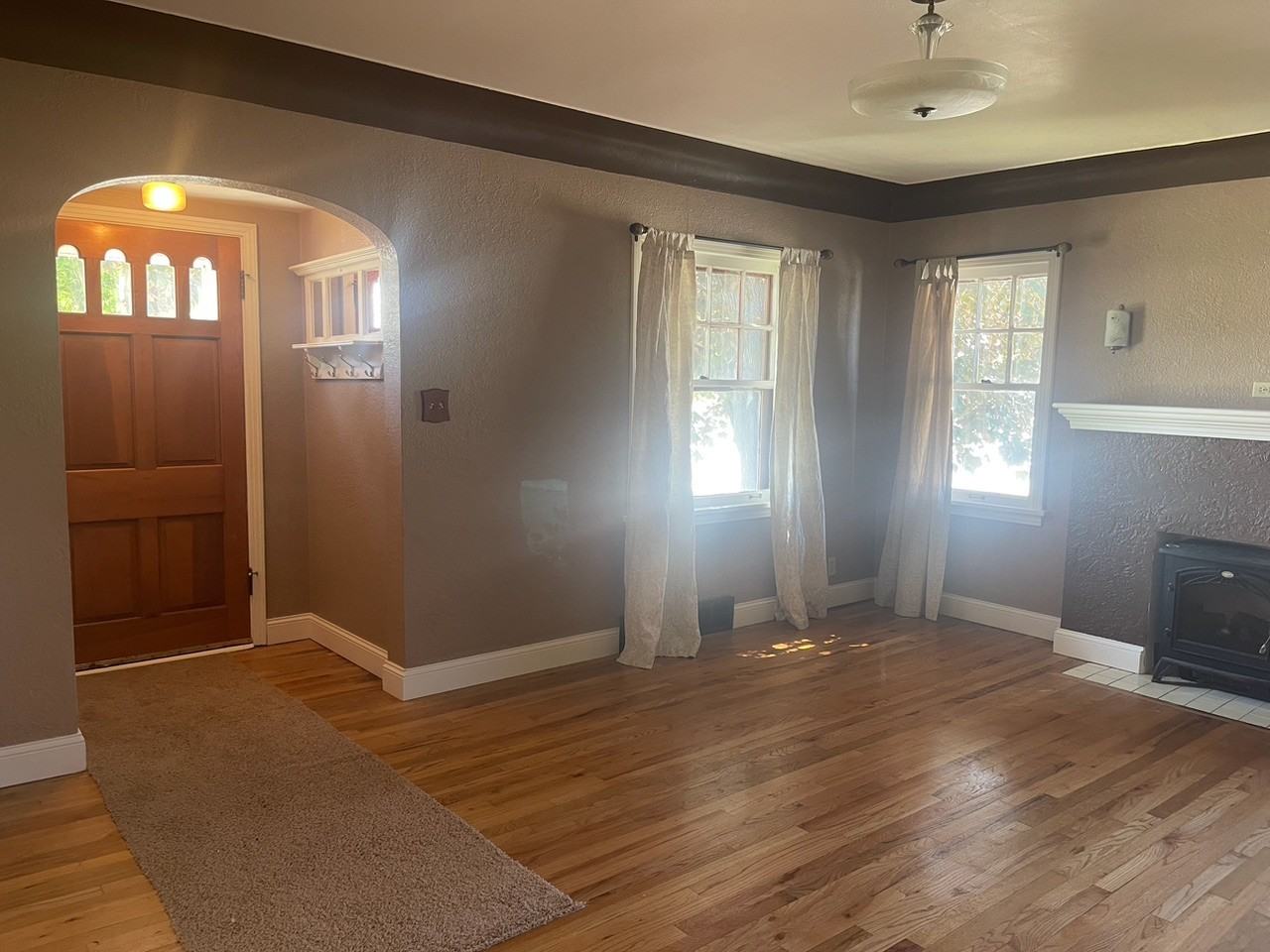 749 Alderson Ave #1 - Photo 2 of 15