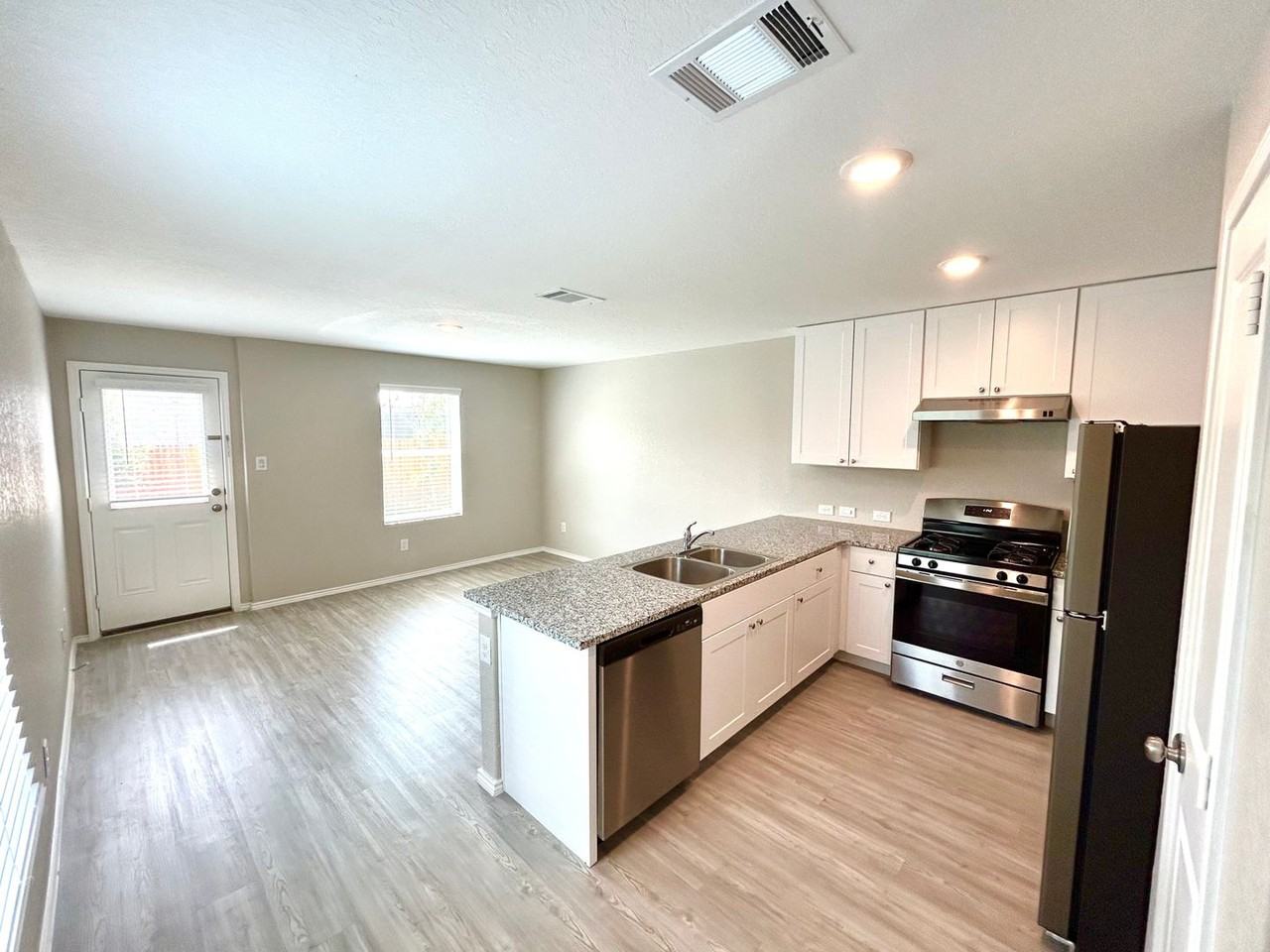 20356 Andalusite Way - Photo 4 of 23