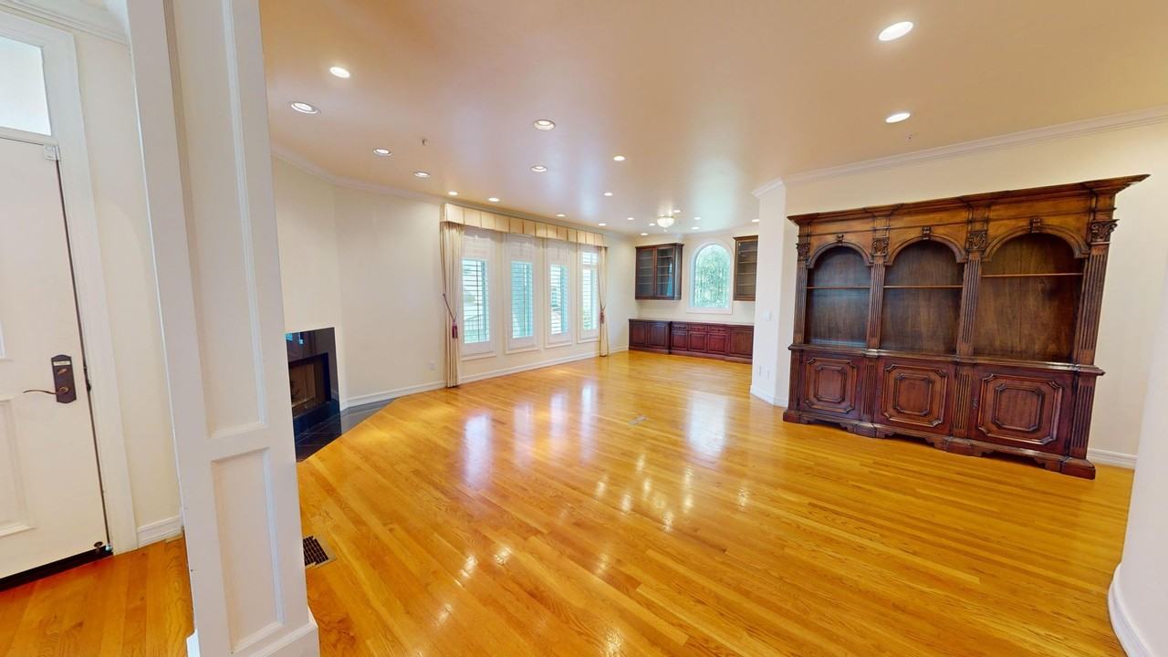 1029 Park Pl - Photo 4 of 50