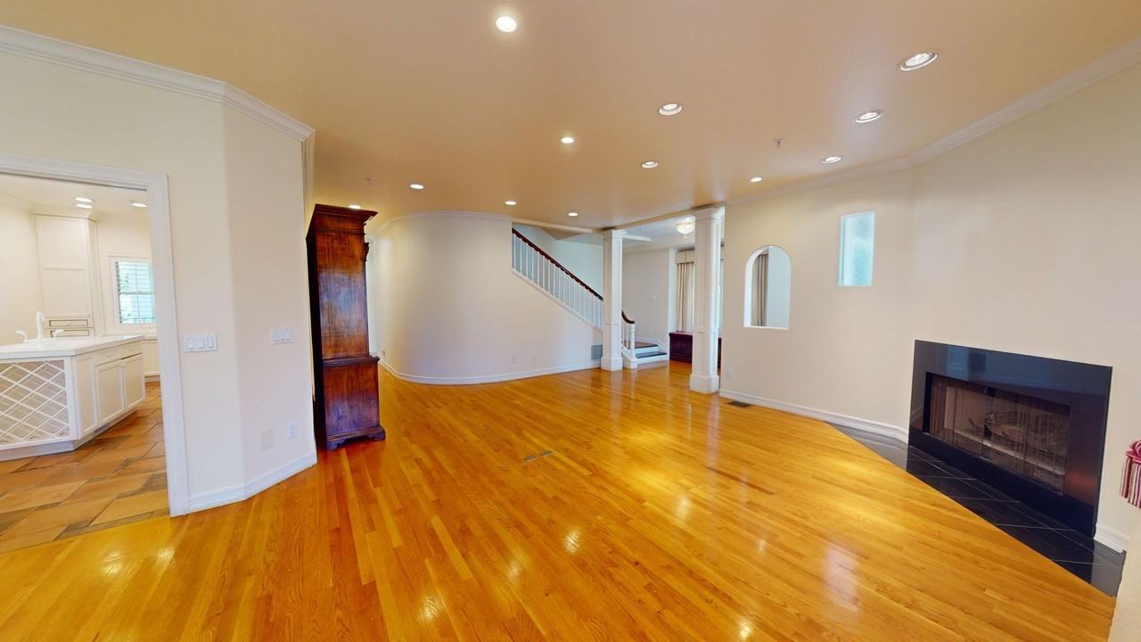 1029 Park Pl - Photo 6 of 50