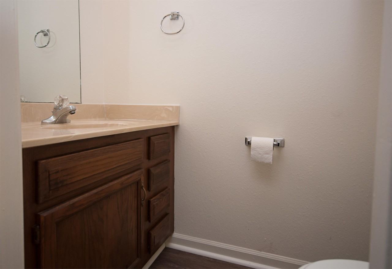 1536 Clifton - 3 #3 - Photo 6 of 21