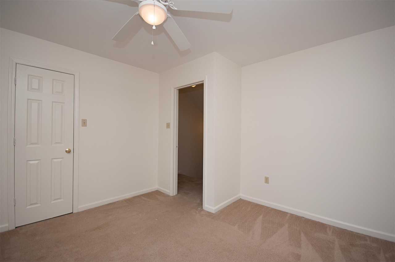 1536 Clifton - 3 #3 - Photo 7 of 21