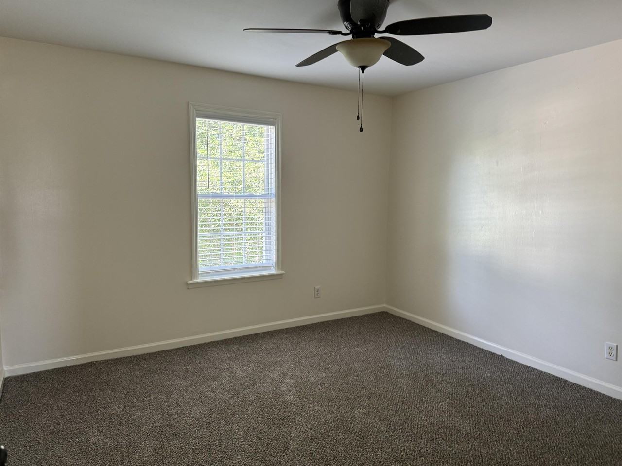 4 Meadow Run Cir #4D - Photo 4 of 6