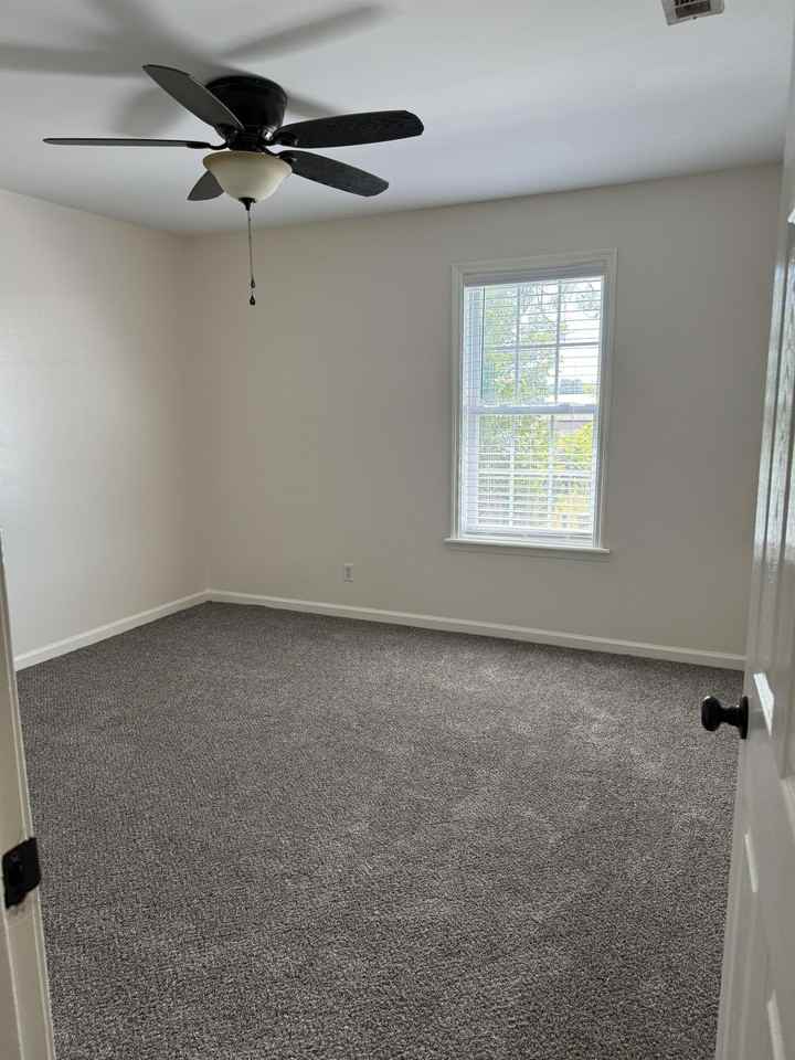 4 Meadow Run Cir #4D - Photo 6 of 6