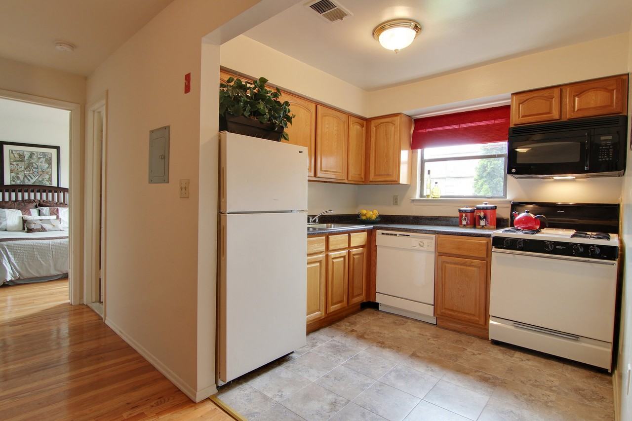 Hillside Gardens - Photo 7 of 50