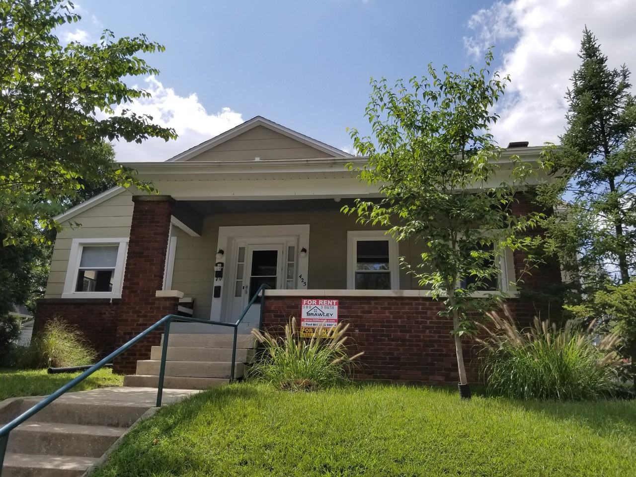 425 N Lincoln St - Photo 2 of 35