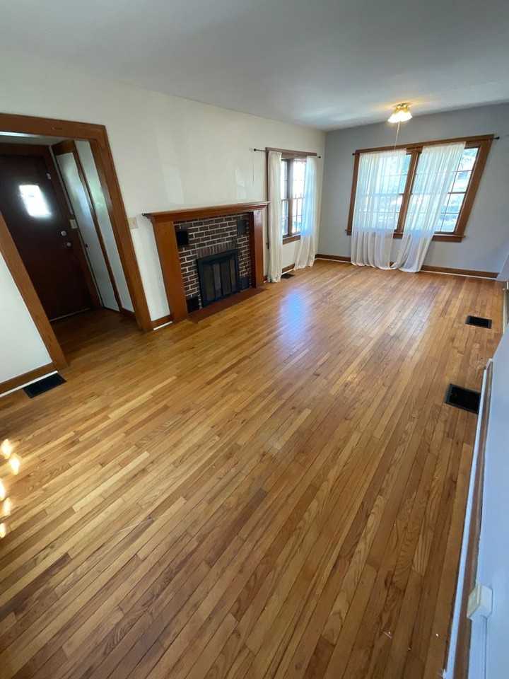 424 N Lincoln St - Photo 2 of 27