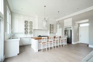 featured image of 431 E 10th St