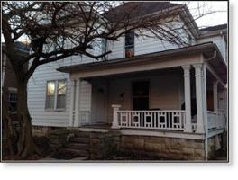 featured image of 424 E 6th St