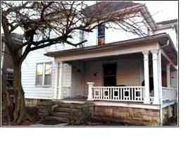 featured image of 424 E 6th St