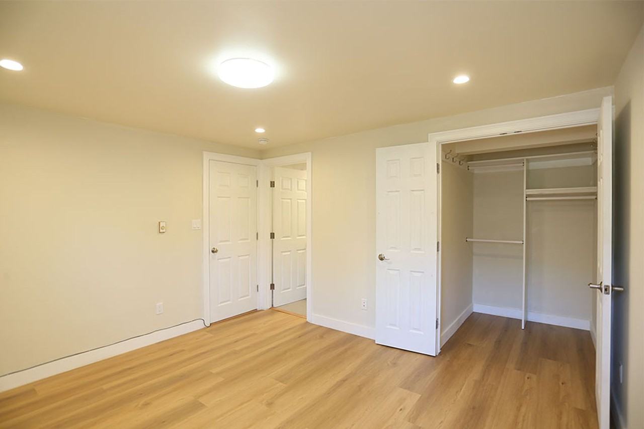 1850 35th Ave - Photo 5 of 13