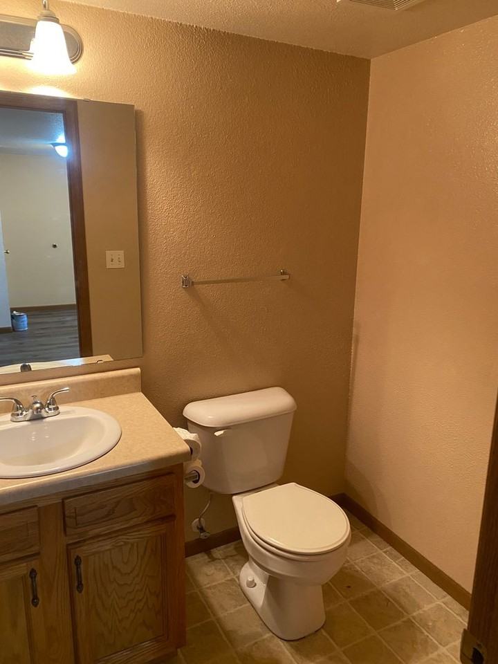 16758B Huntington - Photo 7 of 20