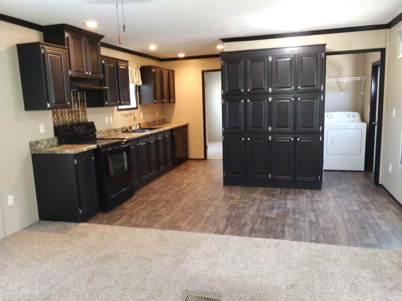 829 Mitchell Harper Rd - Photo 3 of 10