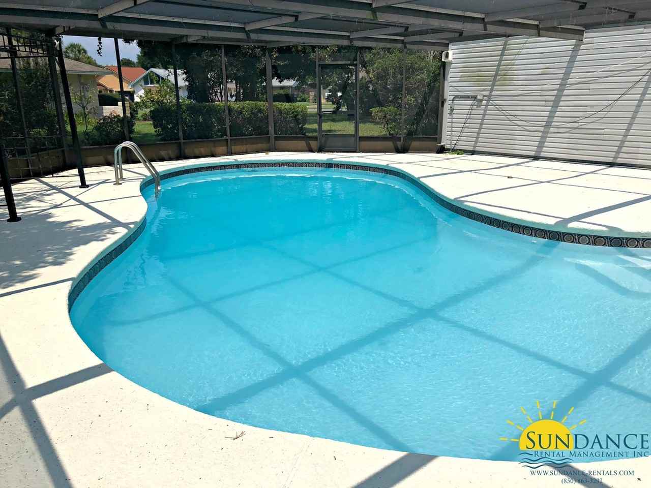 51 Country Club Dr E - Photo 2 of 18