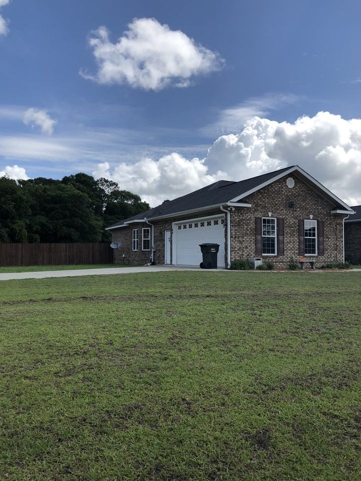 66 Conner Dr - Photo 2 of 24