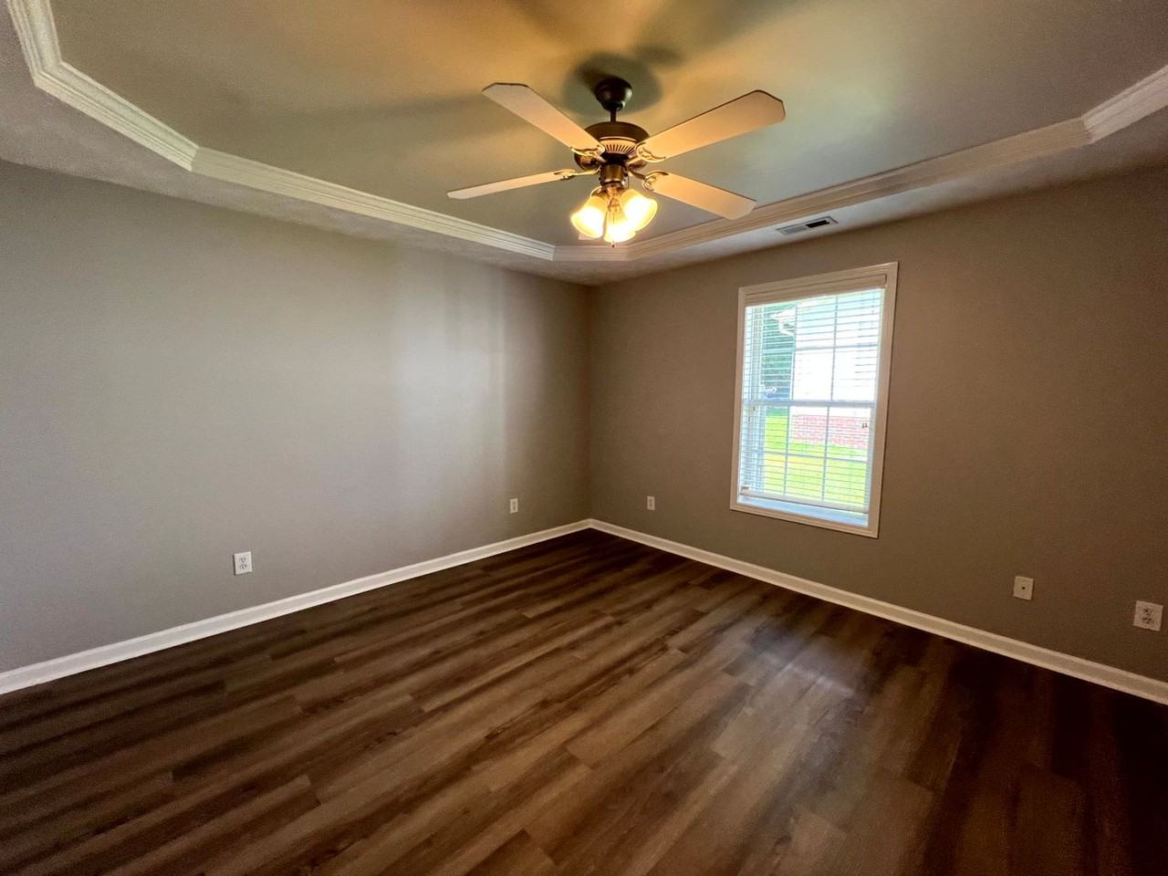 212 Sharpsburg Rd - Photo 5 of 16