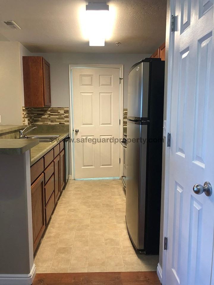 175 Albion Village Way #304 - Photo 4 of 21