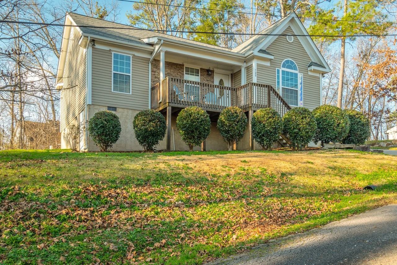 125 Tatum Rd - Photo 2 of 34