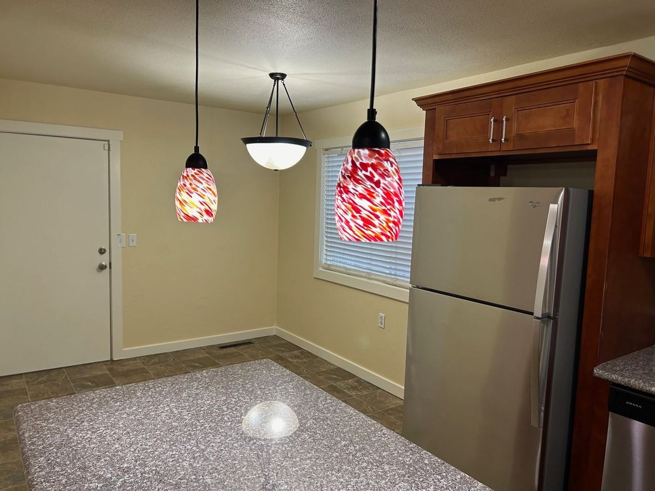 2131 Ne 117th Ave - Photo 6 of 18