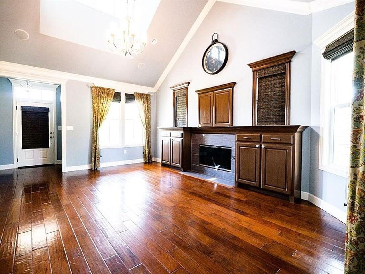 4703 117th St - Photo 5 of 26