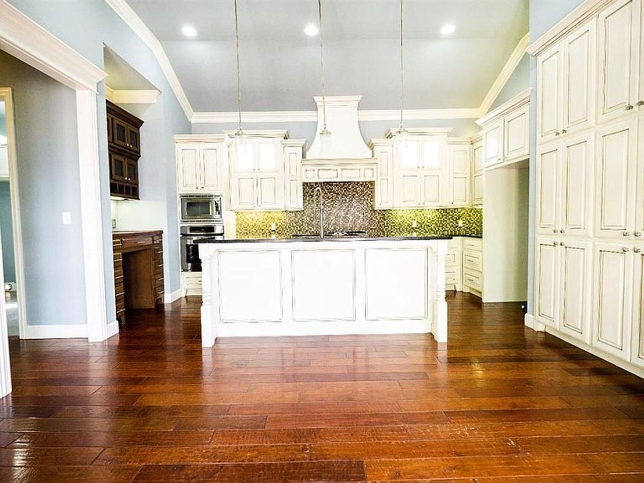 4703 117th St - Photo 7 of 26