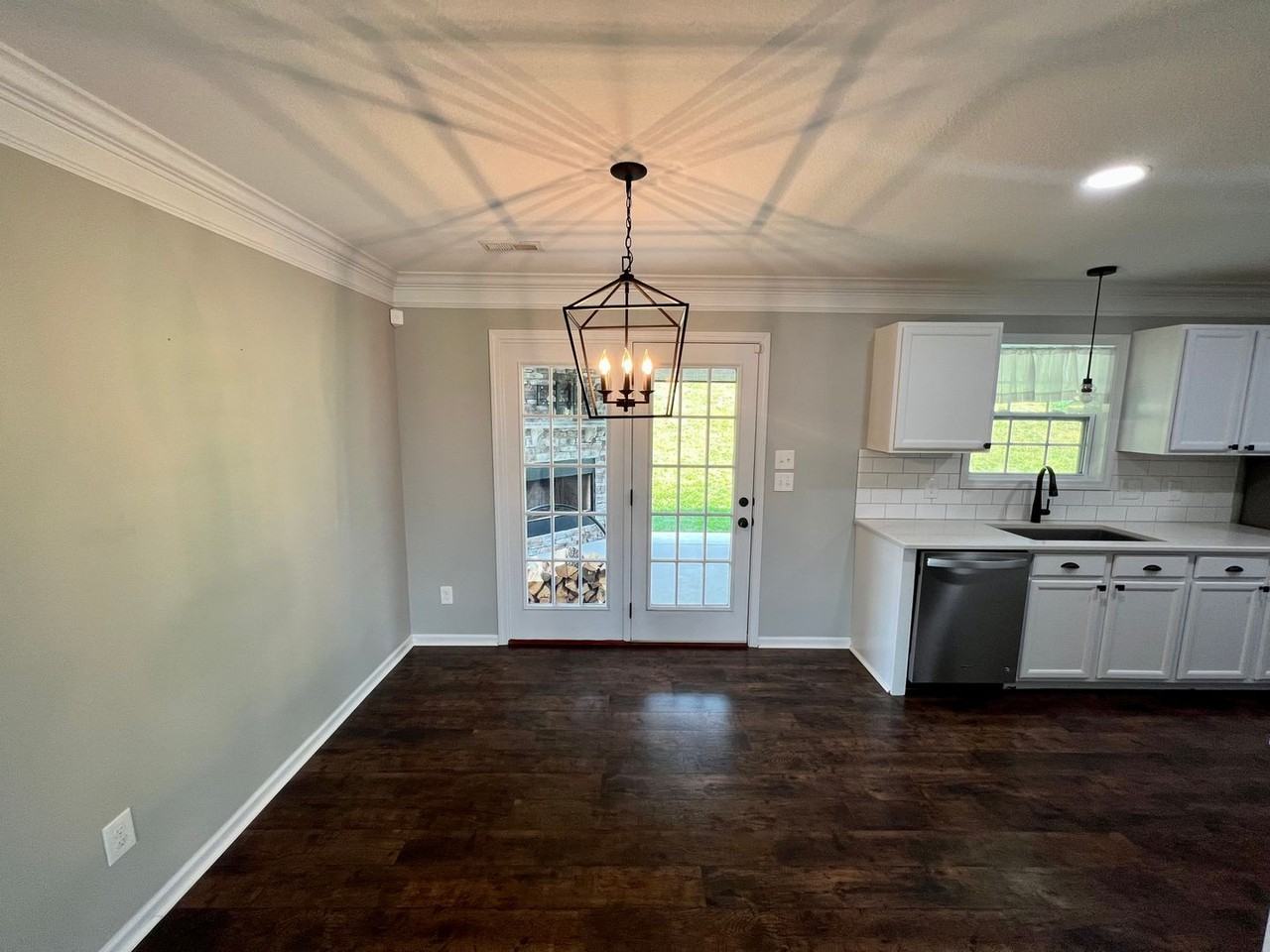 8425 Bowsong Ln - Photo 3 of 19