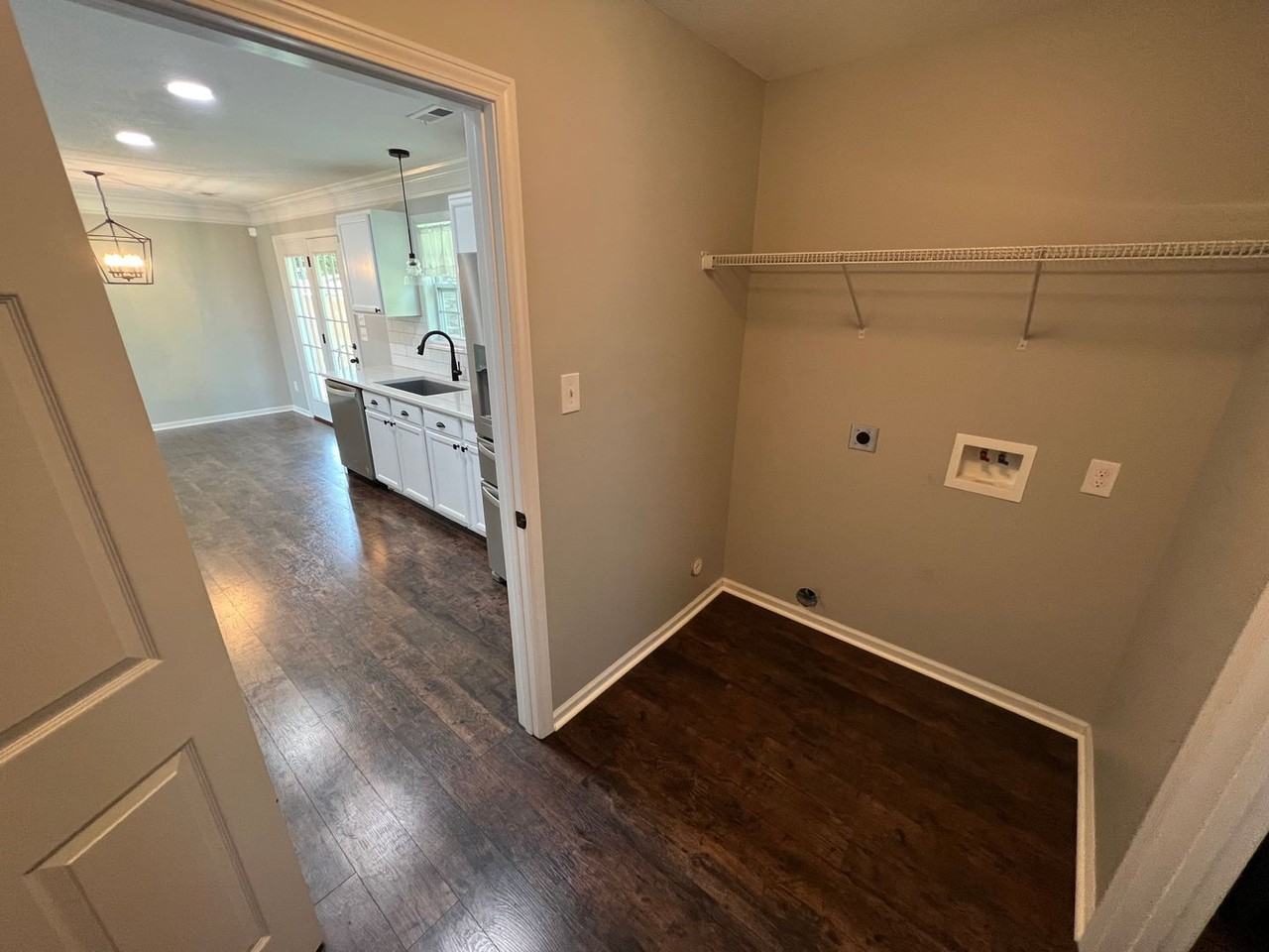 8425 Bowsong Ln - Photo 5 of 19