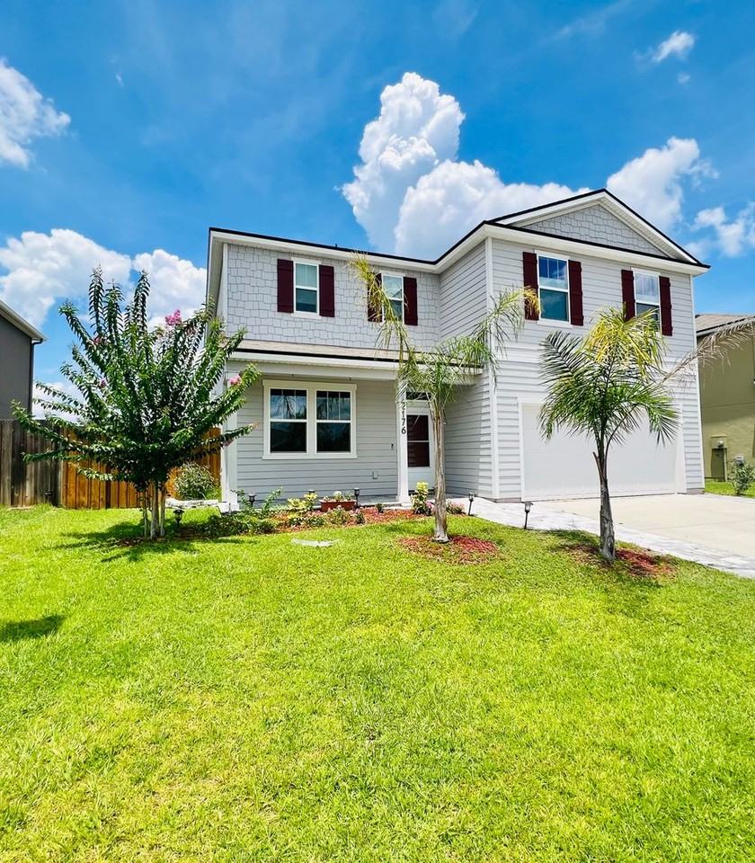 2176 Pebble Point Dr - Photo 2 of 48