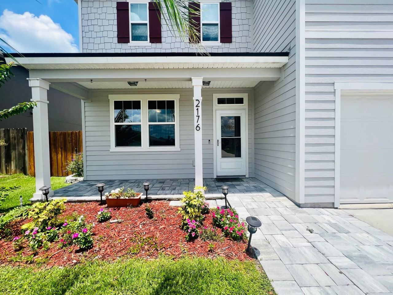 2176 Pebble Point Dr - Photo 3 of 48