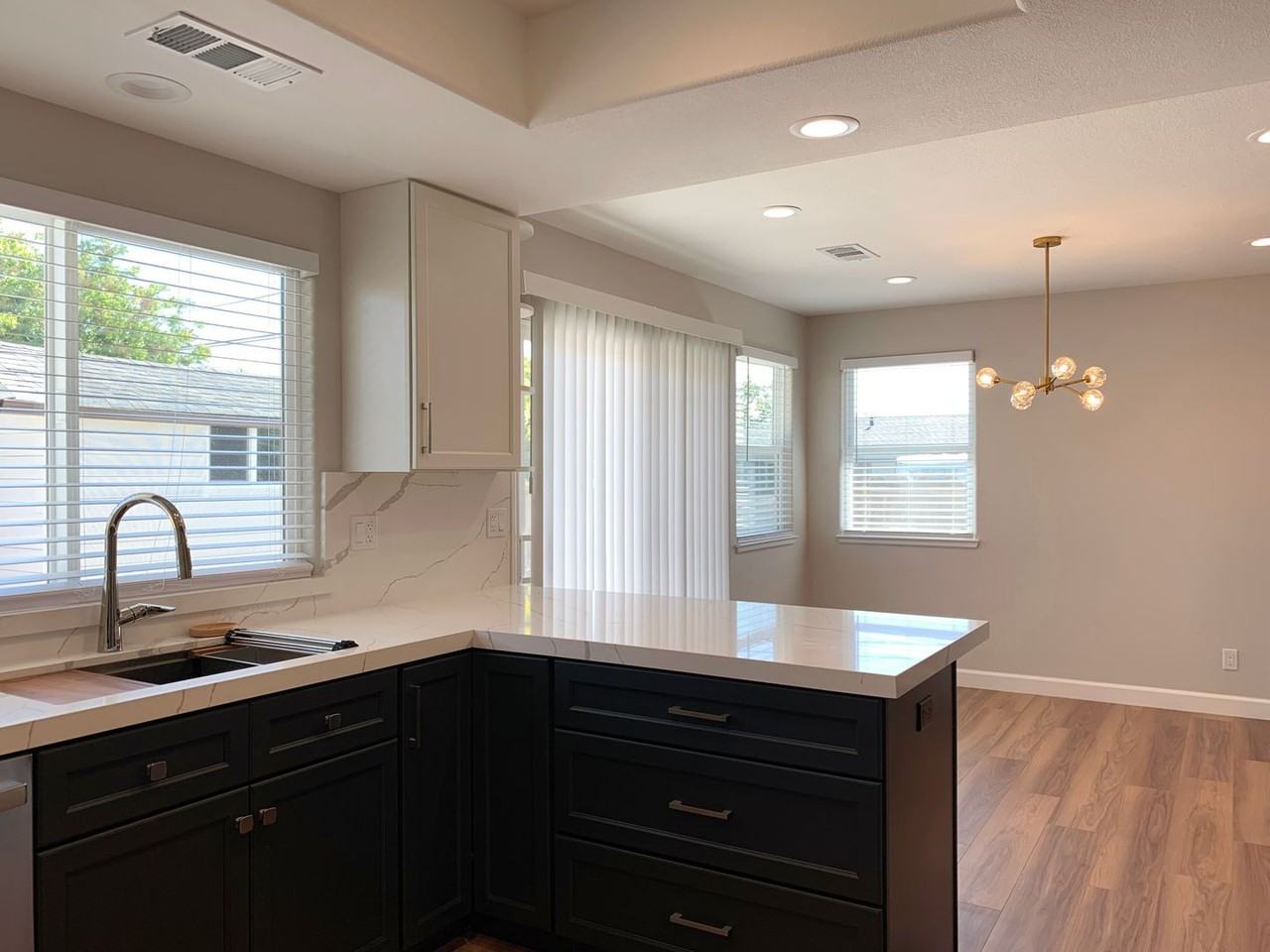 900 Apricot Ln - Photo 5 of 21