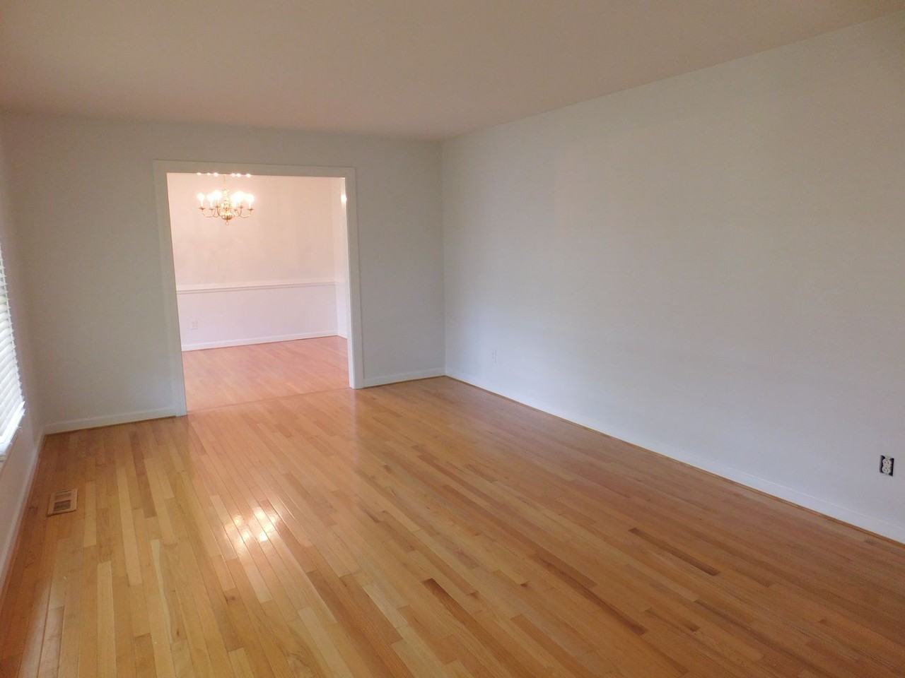 3701 Lavenham Rd - Photo 4 of 44