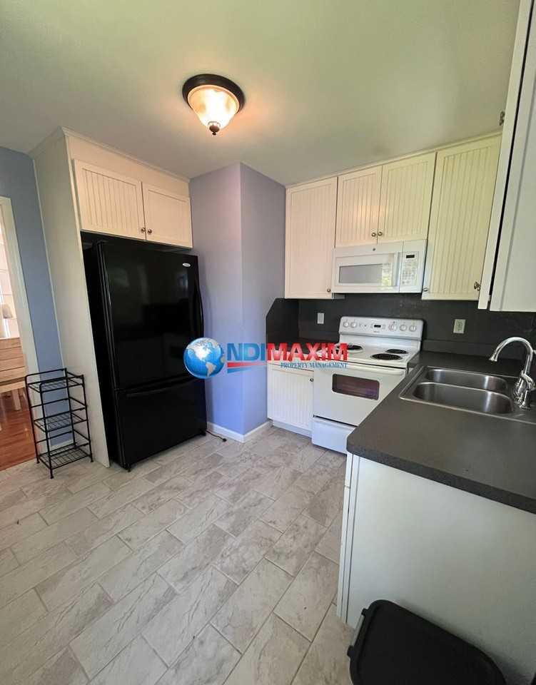 457 Barnes Mill Dr - Photo 3 of 6