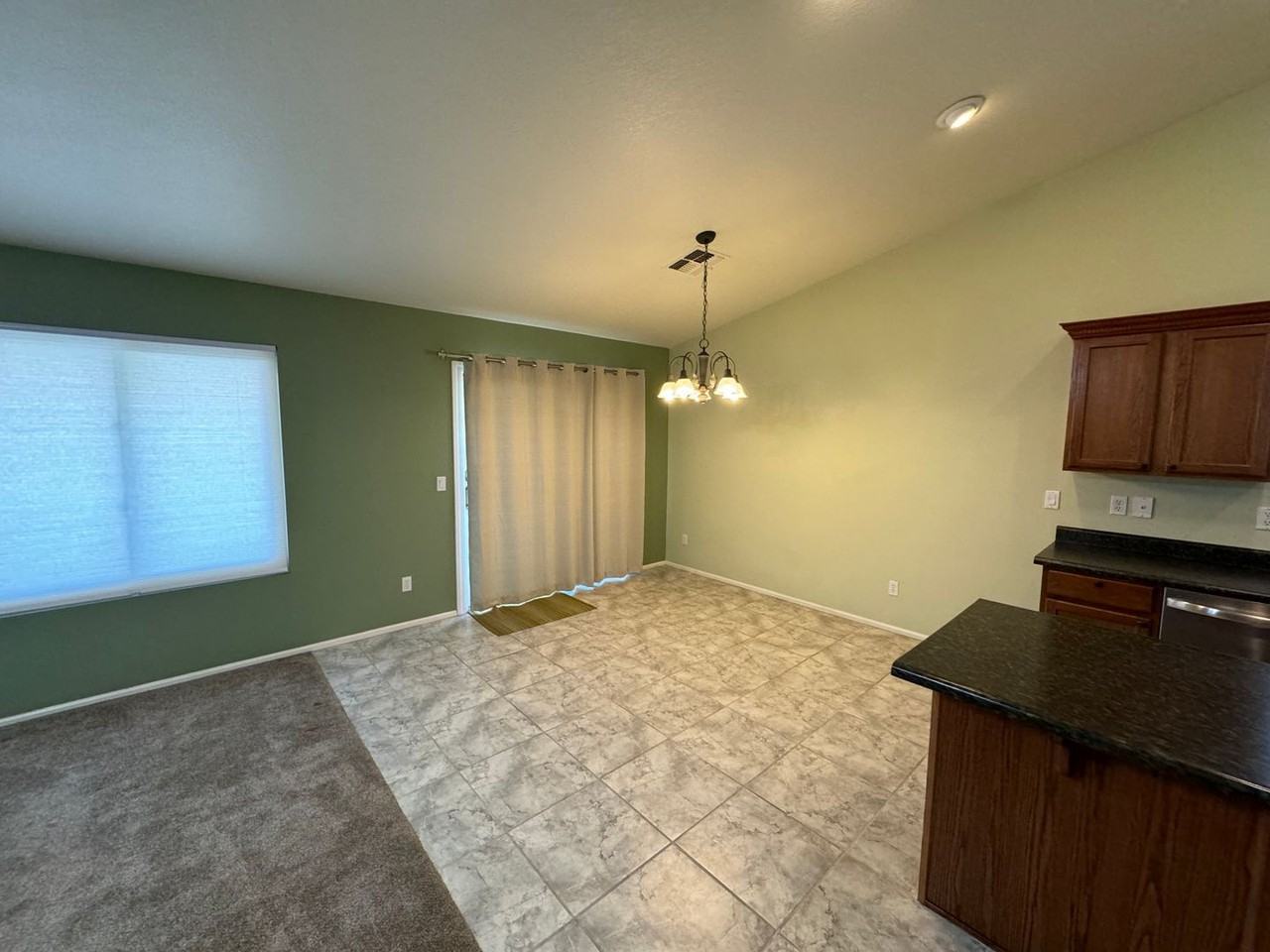 39610 N Cumberland Dr - Photo 7 of 19