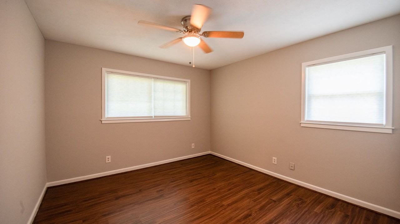2227 Lancelot Pl - Photo 3 of 25