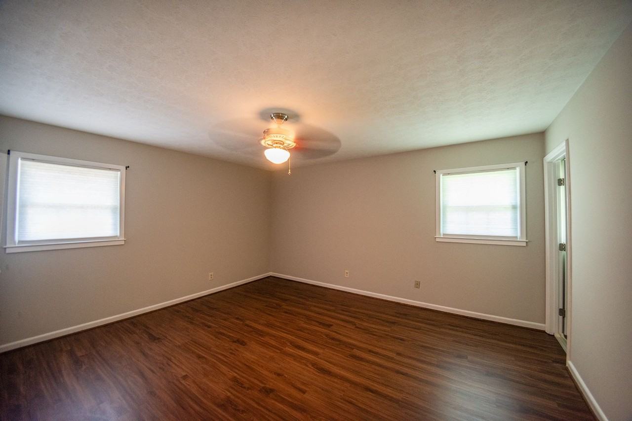 2227 Lancelot Pl - Photo 7 of 25