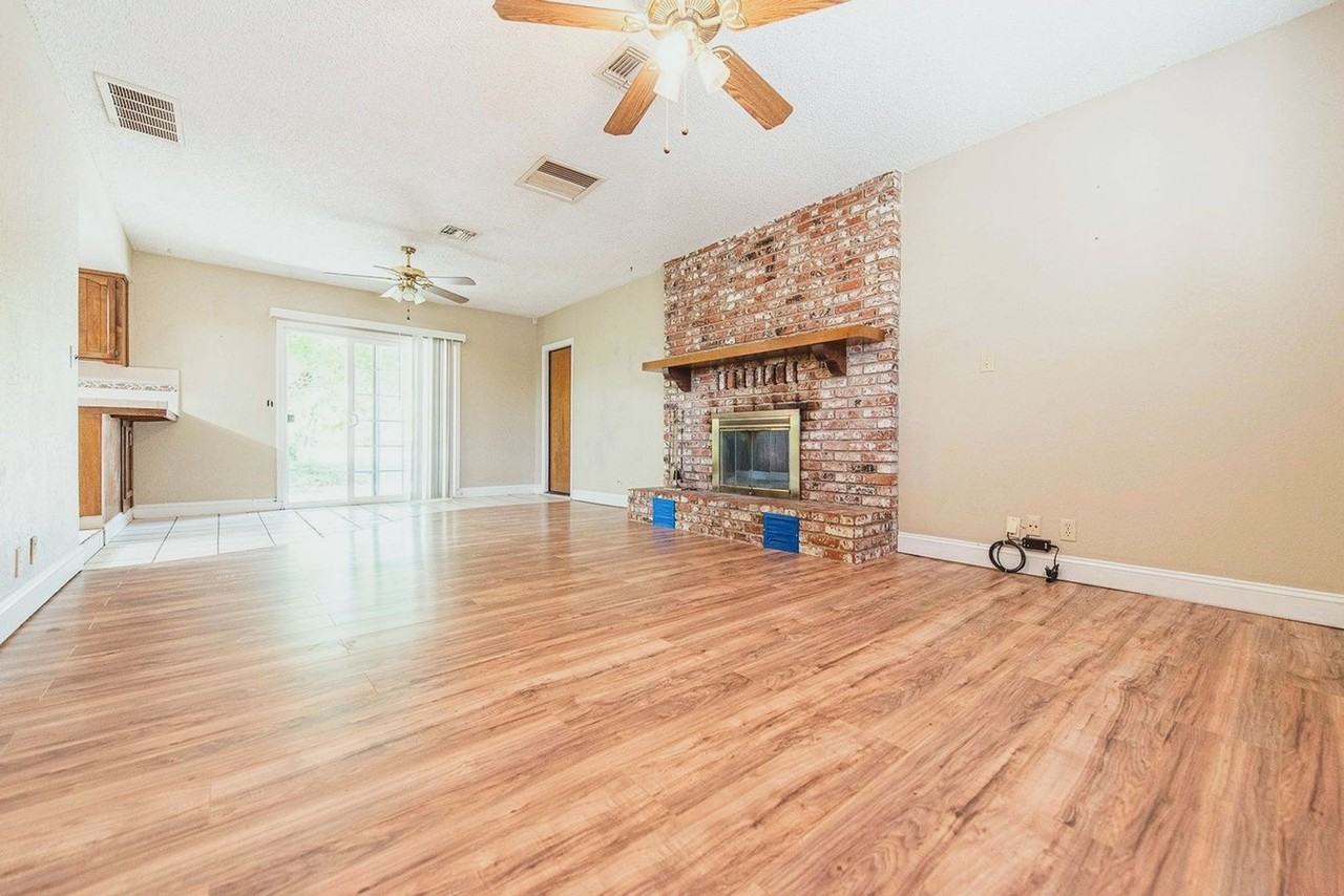 18288 Ave 304 - Photo 3 of 14