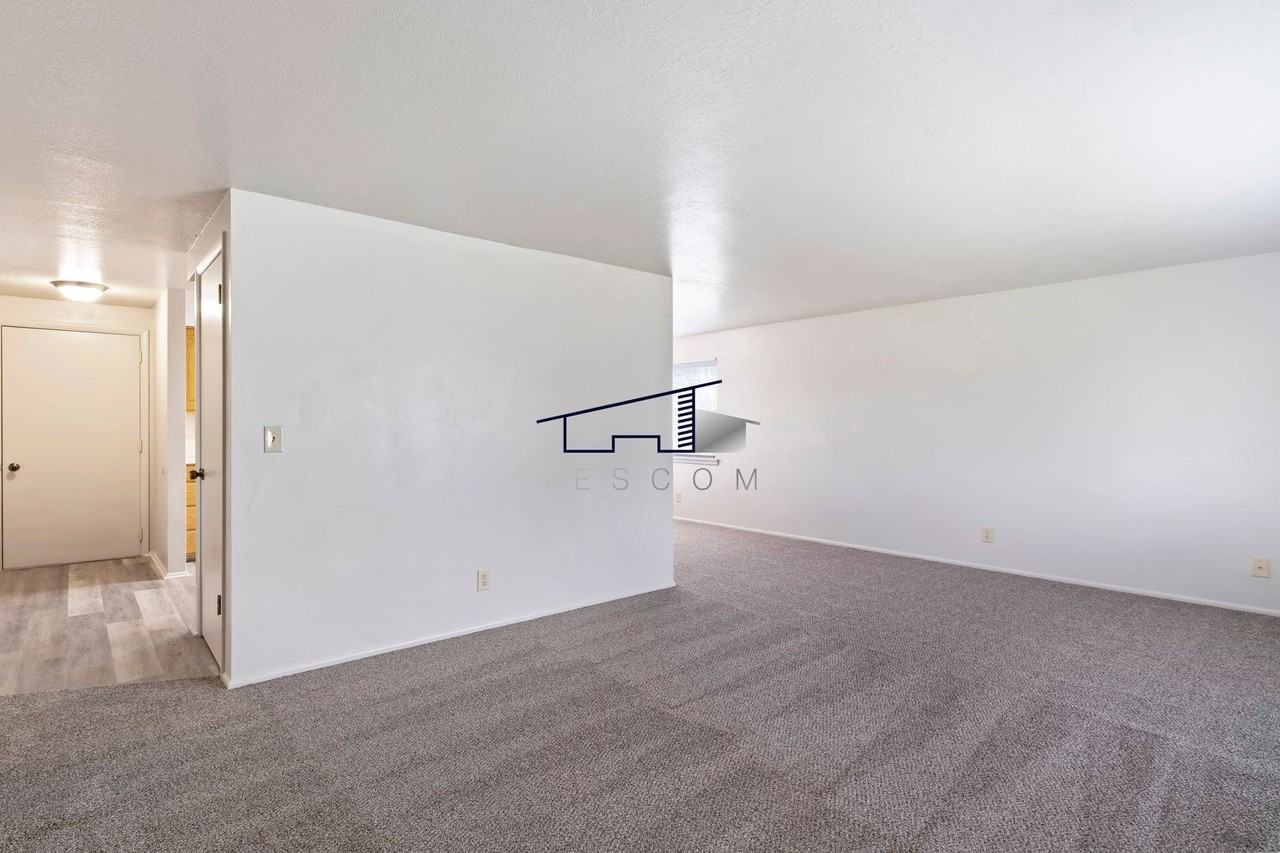 5130 S 5100 W - Photo 2 of 26