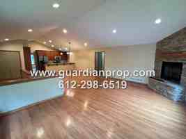 featured image of 1158 Summit Ave