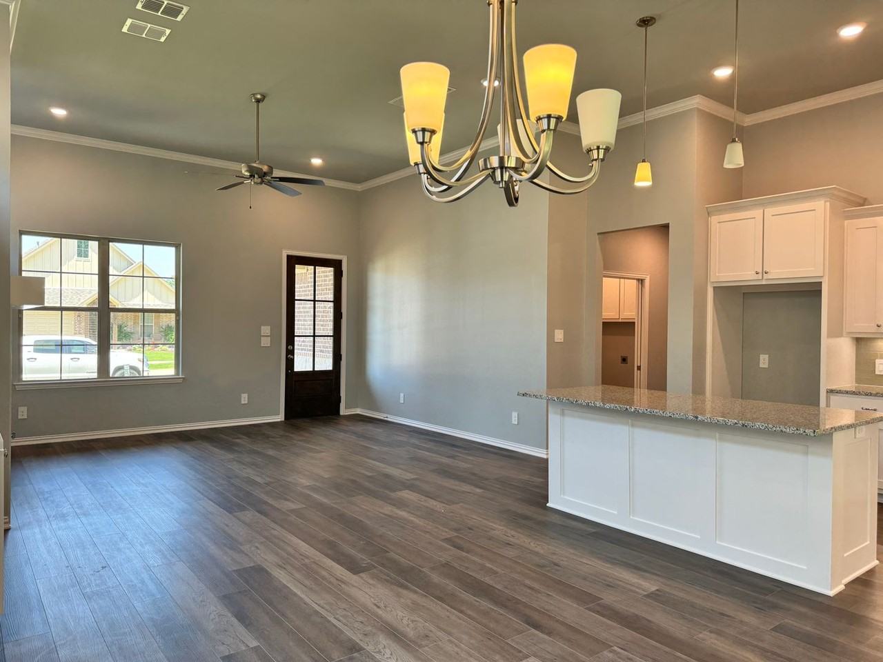 448 Preston Ridge Dr - Photo 4 of 33