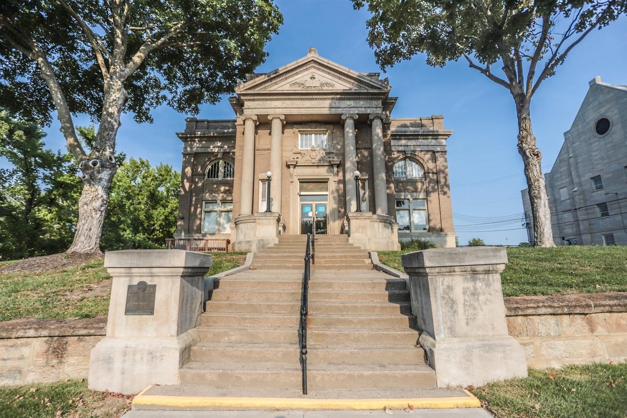 601 S 5th St #101 - Photo 5 of 6