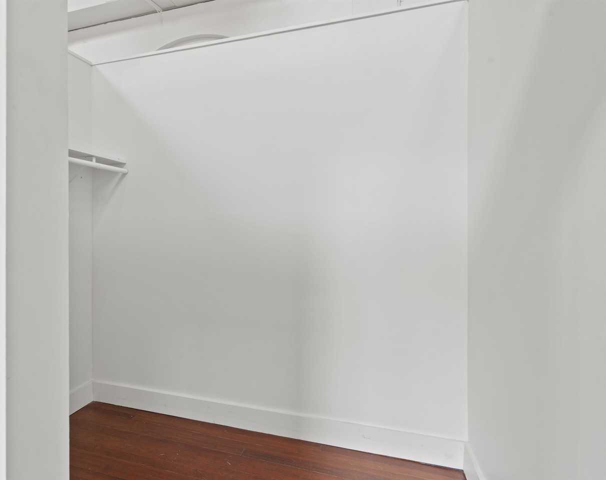 601 S 5th St #206 - Photo 5 of 15