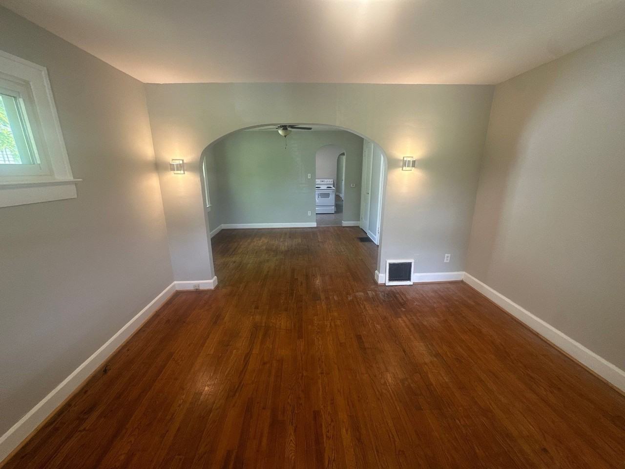 2227 E Riverside Dr #2227 - Photo 6 of 19