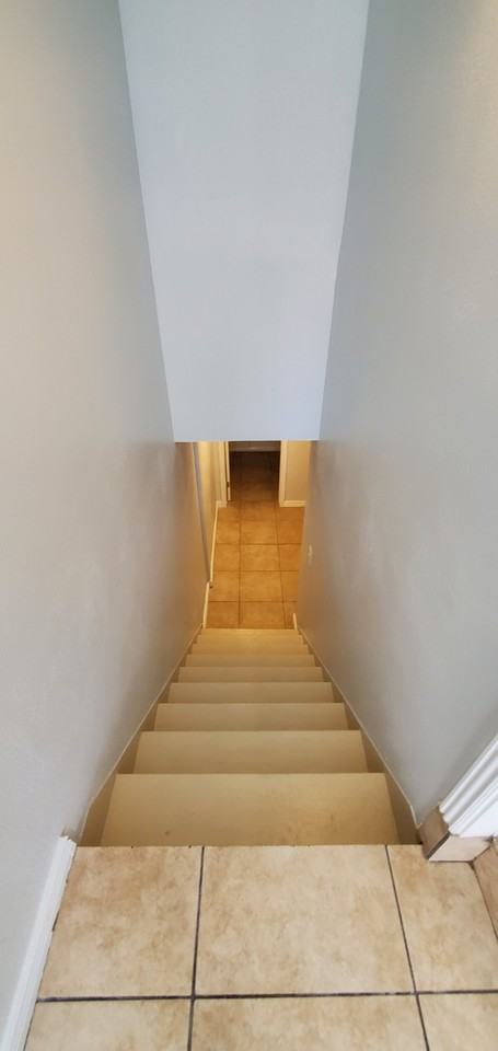5295 S 1760 W #B - Photo 2 of 12